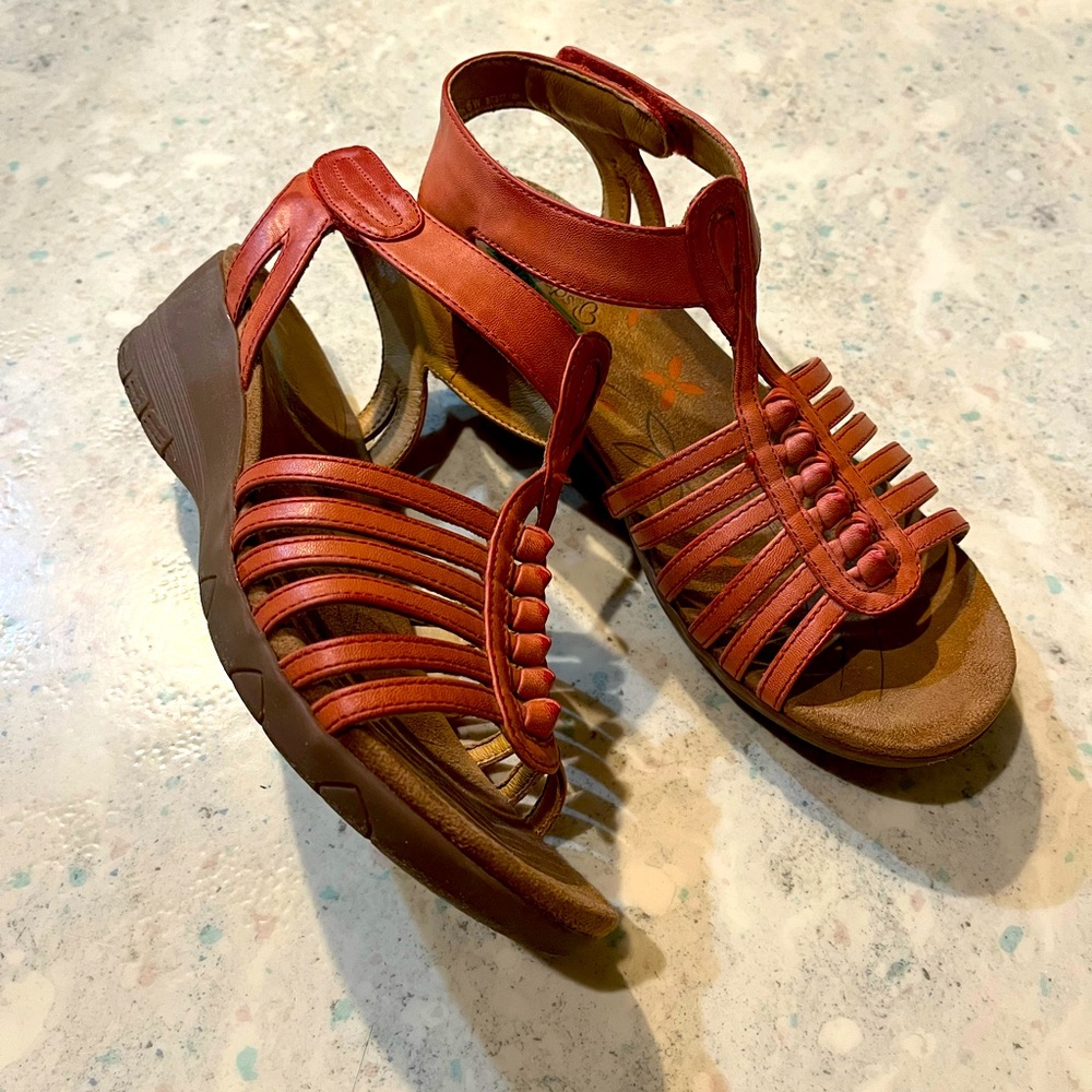 Baretraps memory foam strappy sandal